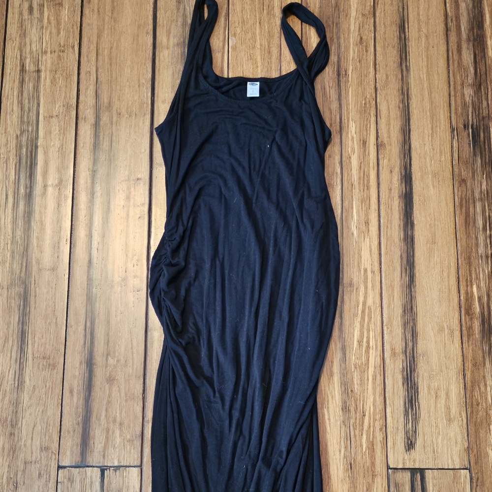 Black ribbed bodycon maternity dress